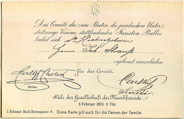Alter deutscher Regierungsausweis mit handgeschriebener Schrift und Logo oben drauf.