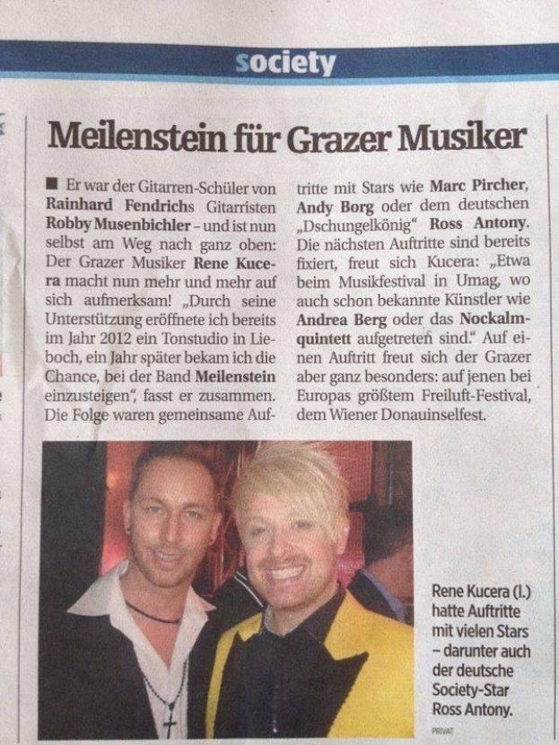 Zwei Männer im Anzug lächeln in einem Zeitungsartikel mit der Überschrift "Grazer Musiker", datiert März 2012.