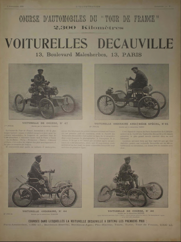 Schwarz-weiß-Anzeige mit einem alten Auto mit vier Personen darin, begleitet von Bildern anderer Fahrzeuge und Text.