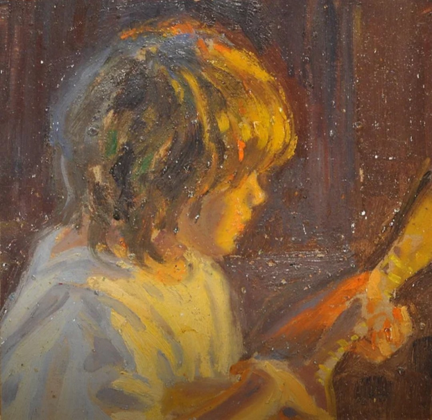 Ein Gemälde eines jungen Jungen in einem weißen Hemd, der eine Gitarre spielt und hoch konzentriert ist, seine Finger auf dem Griffbrett und die Augen geschlossen.